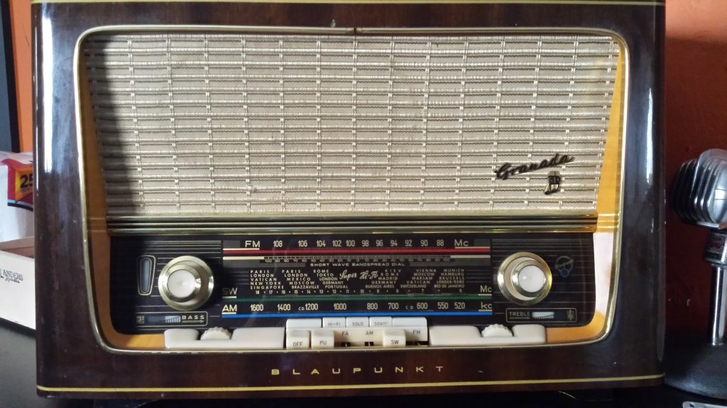 radio-869588
